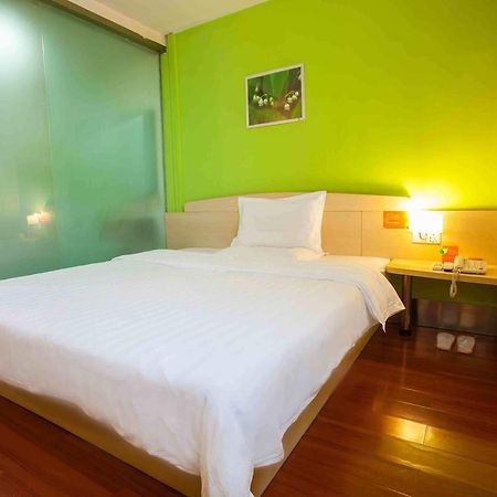 7Days Inn Wuhan Zhuankou Development Zone Jianghan University Номер фото
