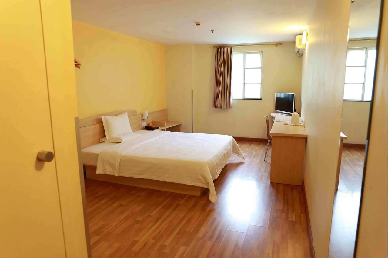 7Days Inn Wuhan Zhuankou Development Zone Jianghan University Номер фото